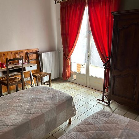 Manoir De La Gravette, Manoir Et Table D'Hotes Montauban Exteriér fotografie