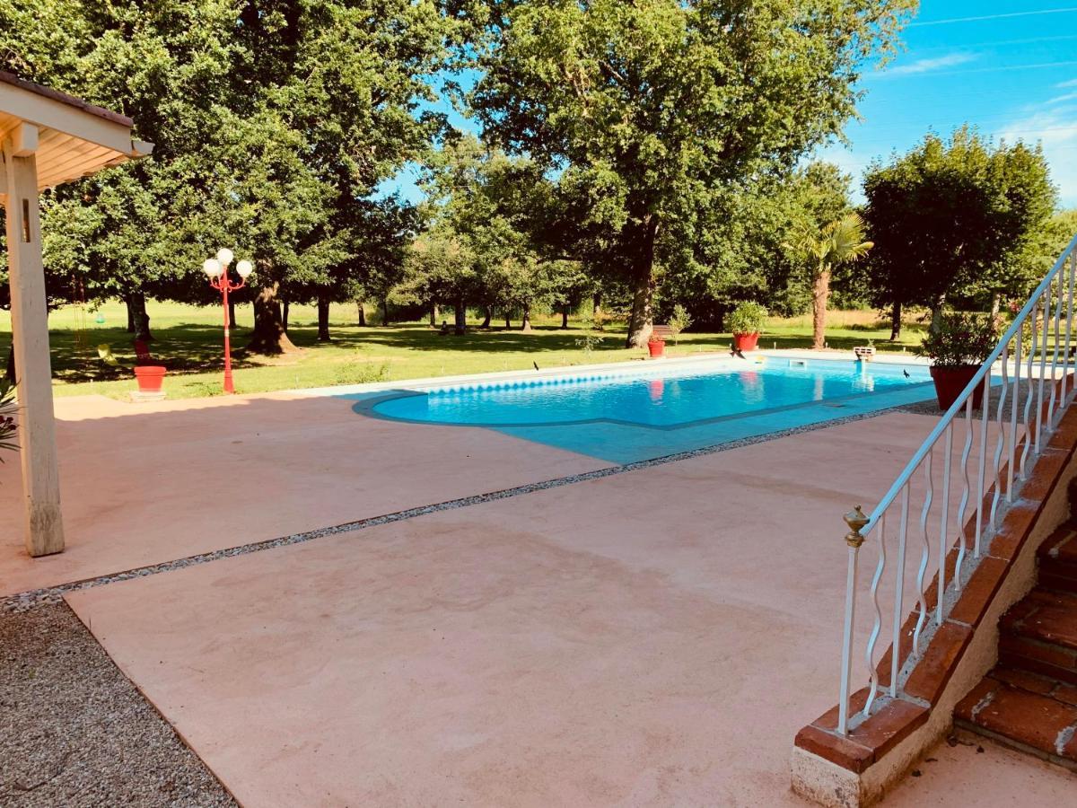 Manoir De La Gravette, Manoir Et Table D'Hotes Montauban Exteriér fotografie