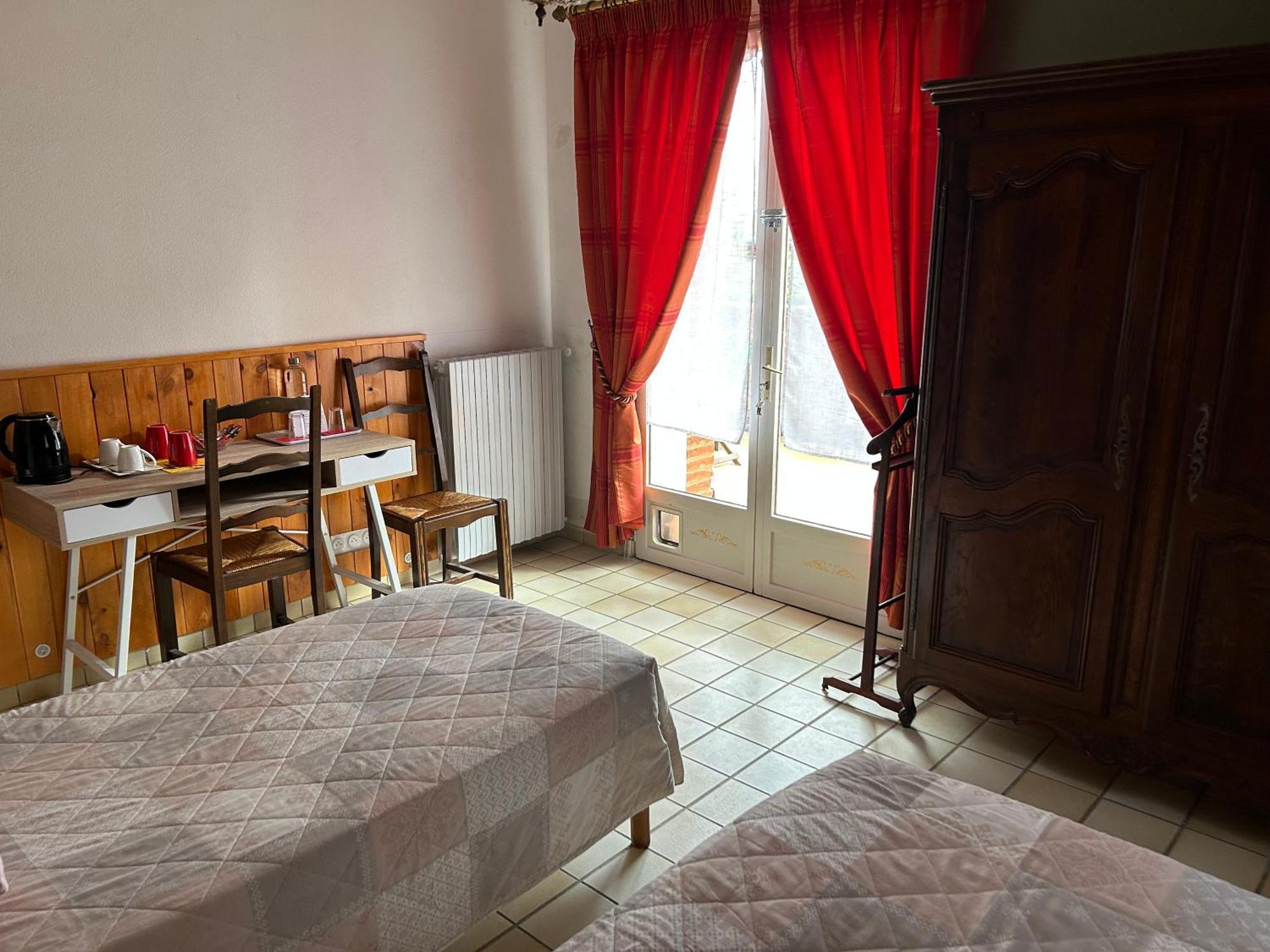 Manoir De La Gravette, Manoir Et Table D'Hotes Montauban Exteriér fotografie