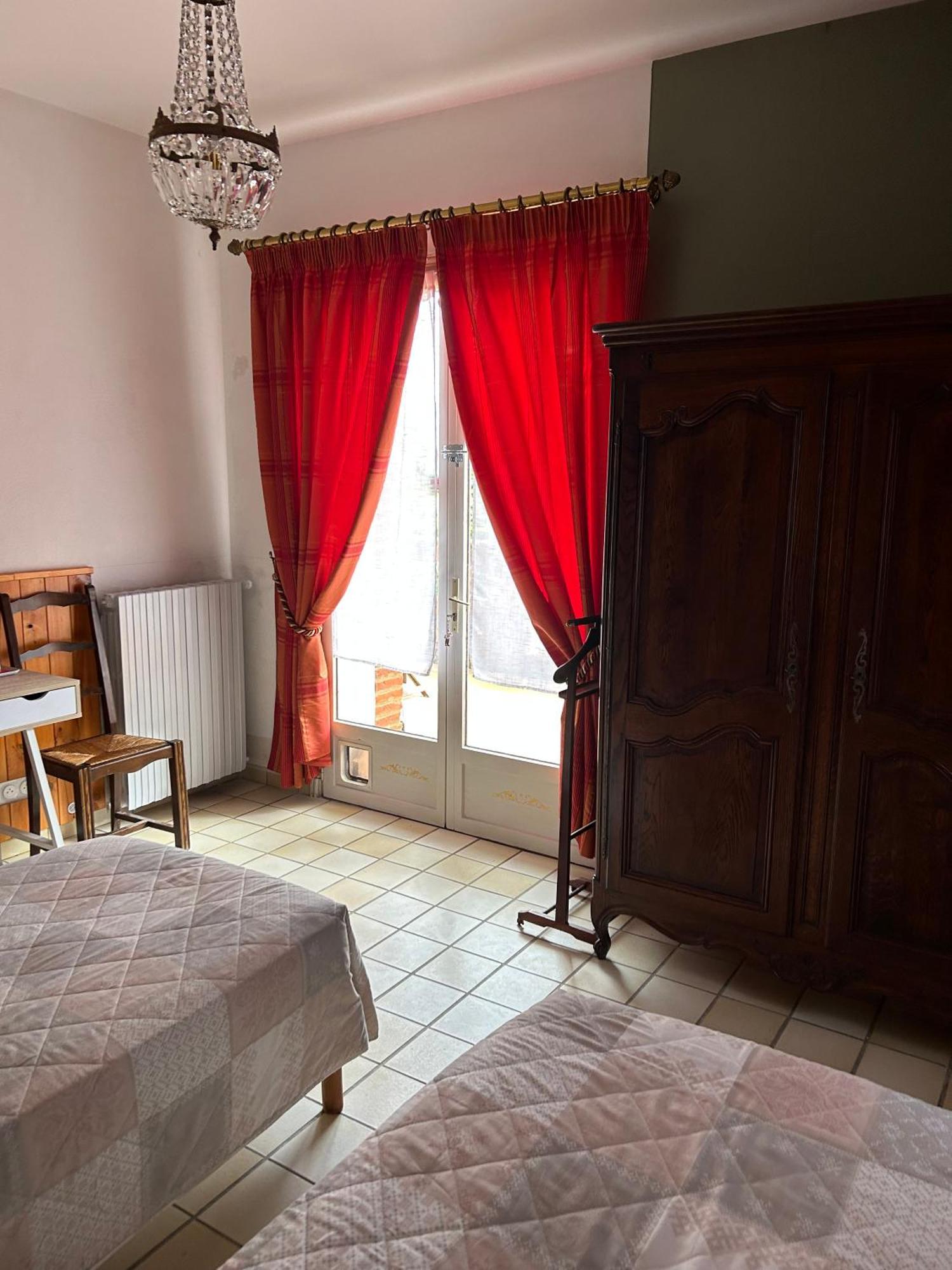 Manoir De La Gravette, Manoir Et Table D'Hotes Montauban Exteriér fotografie